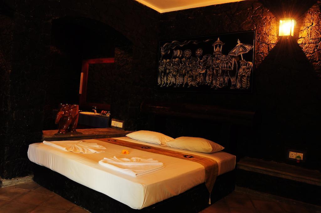 Boulder Garden Otel Kalawana Oda fotoğraf